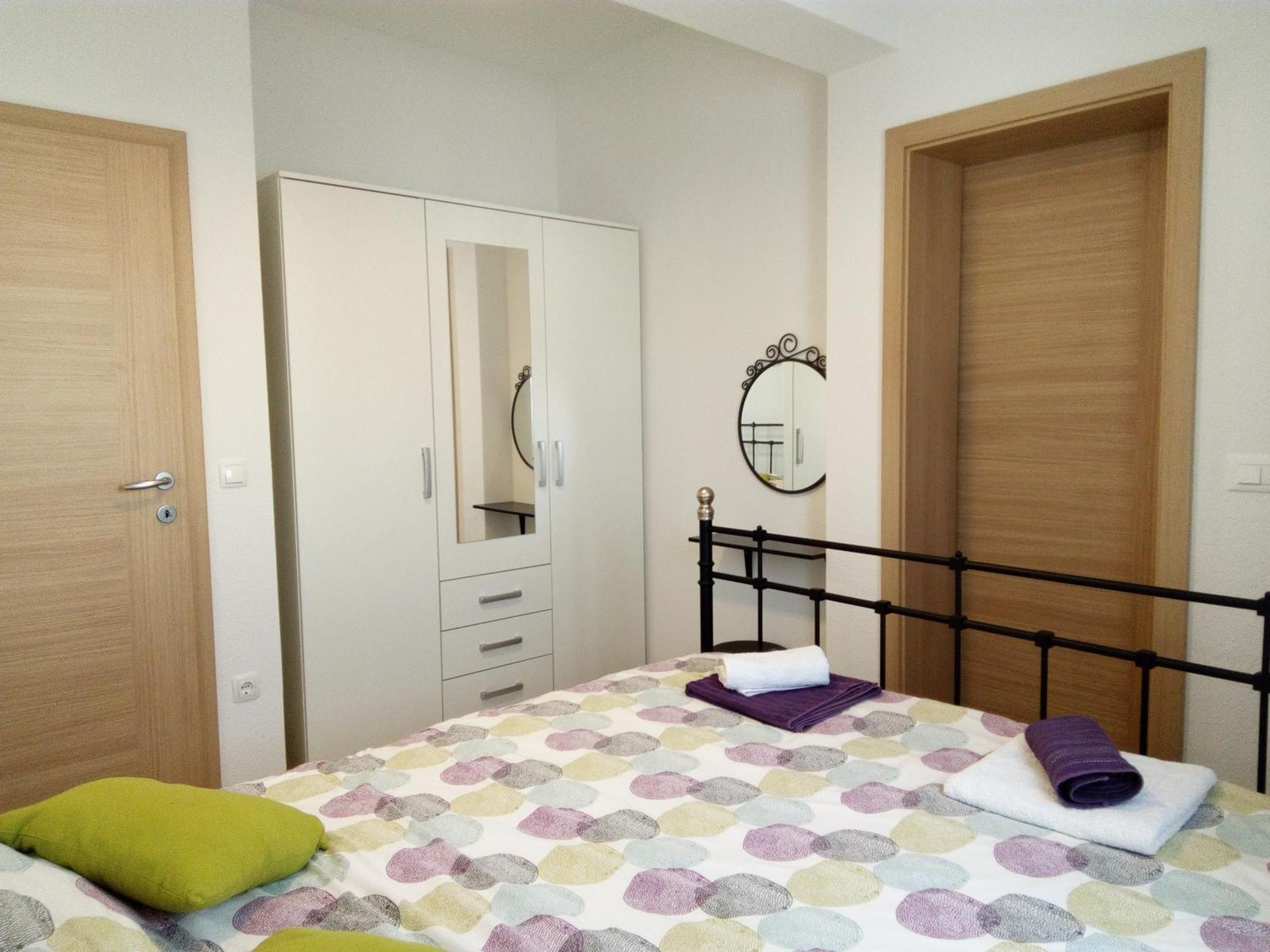 Apartments Medvid Trogir Bagian luar foto